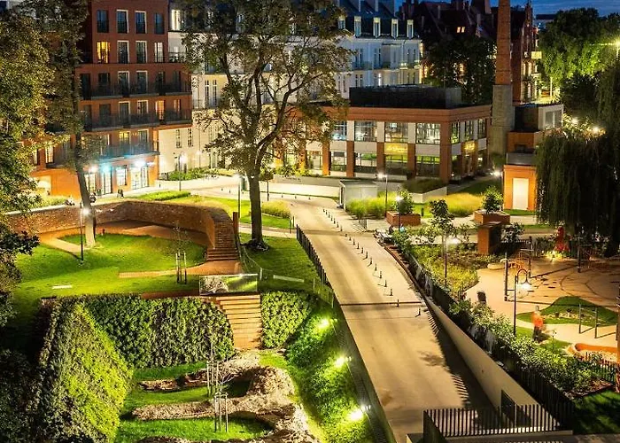 Bulwar Staromiejski Jana Pawla Ii 11