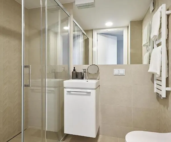 Bulwar Staromiejski Jana Pawla Ii 11 Breslavia